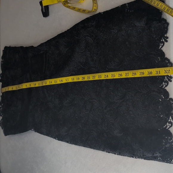 White House Black Market Lace Dress Size 2 In Great Condition ! - Picture 11 of 13